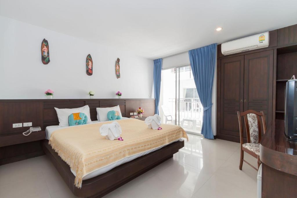Larn Park Resortel Patong Chambre photo