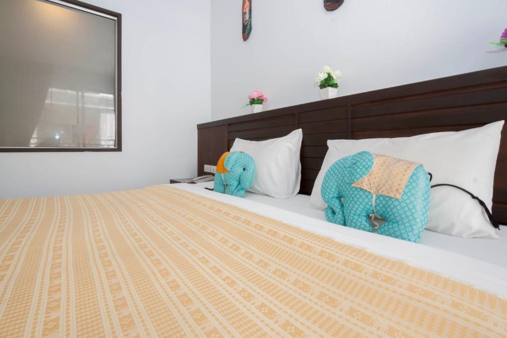 Larn Park Resortel Patong Chambre photo