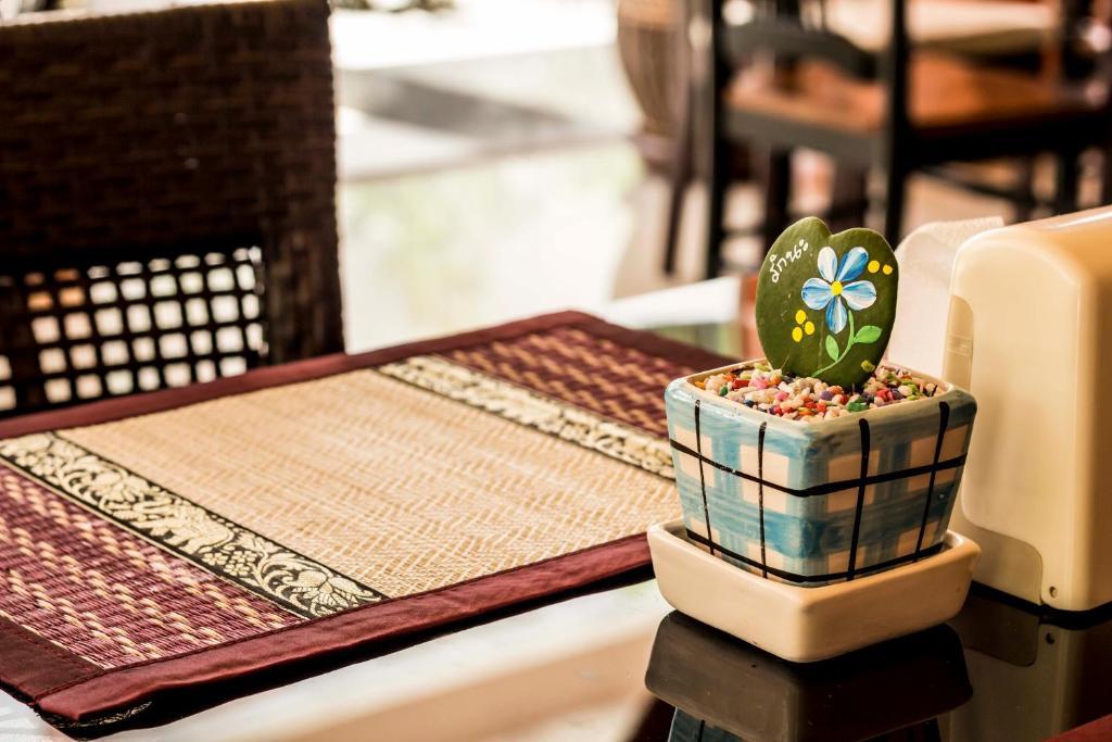 Larn Park Resortel Patong Extérieur photo